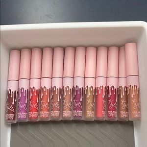 Kylie Cosmetics mini lippies
